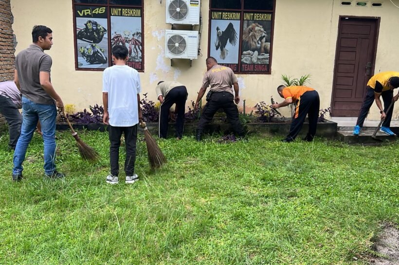 Kapolsek Indrapura Melaksamakan Olahraga Bersama